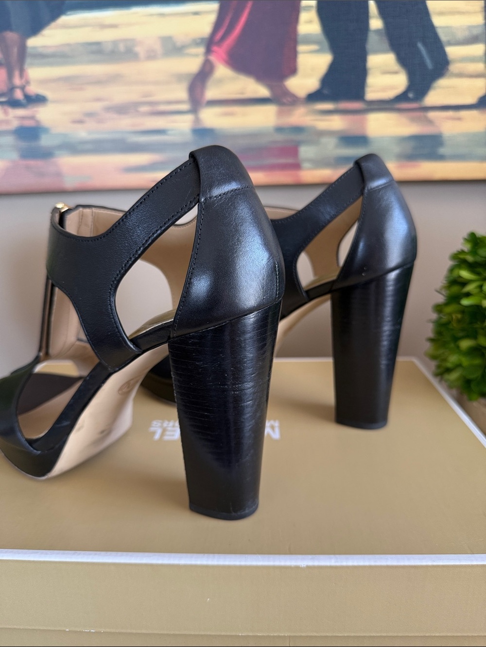 MICHAEL Michael Kors 🖤BERKLEY🖤 BLACK LEATHER T-STRAP ZIP PLATFLORM SIZE 8.5M - Picture 11 of 17